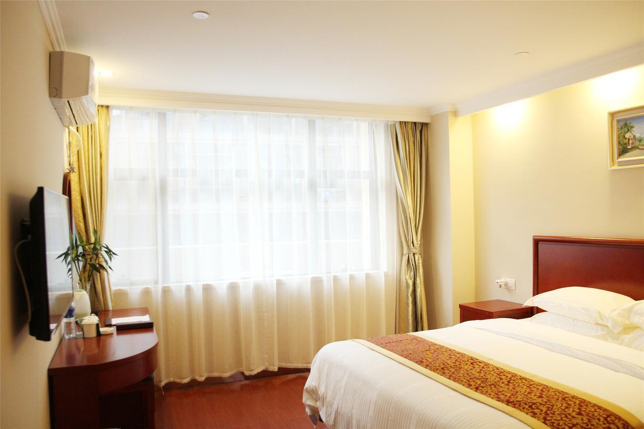 Greentree Inn Zhejiang Jinhua Yiwu International Trade City Changchun Street Shell Hotel Bagian luar foto