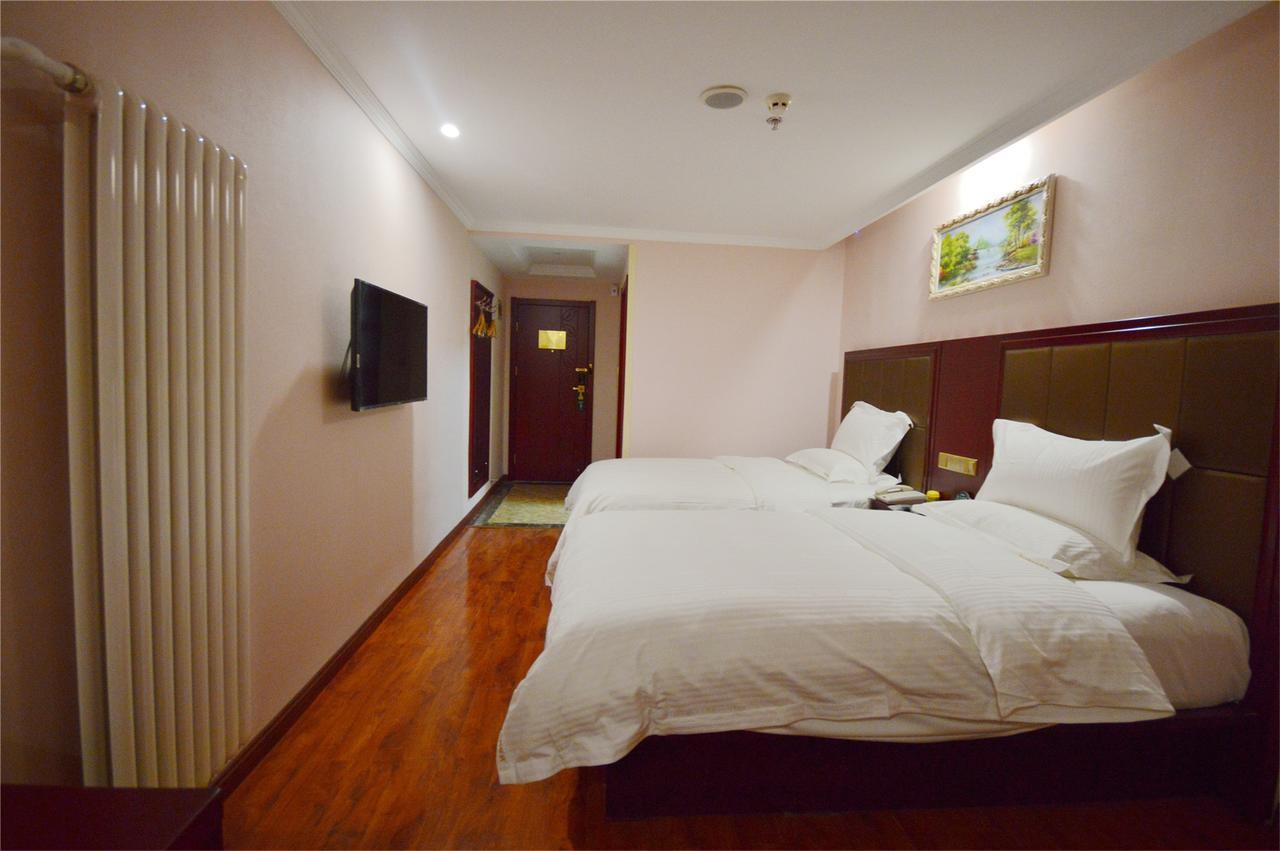 Greentree Inn Zhejiang Jinhua Yiwu International Trade City Changchun Street Shell Hotel Bagian luar foto